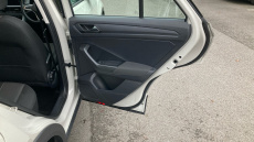 Volkswagen T-Roc 1.5 TSI Life 5dr Petrol Hatchback